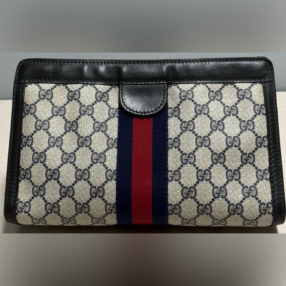 GUCCI Vintage GG Canvas Sherry Line Clutch - Picture 3 of 16